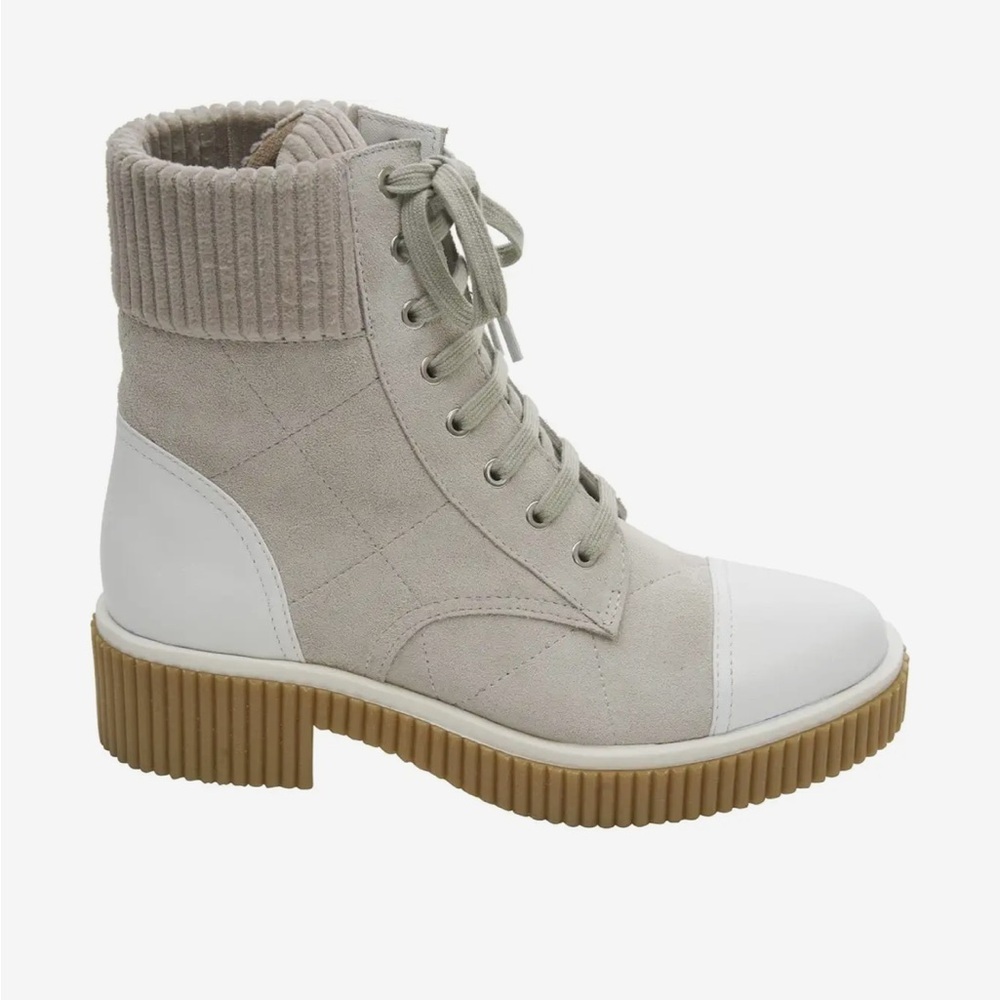 Vaneli Maje Lace Up Suede Combat Boot in Light Grey Nival Combo Sizes 7 & 8 New